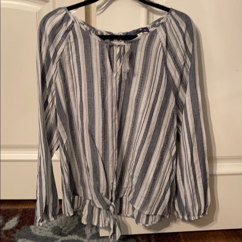 New Francesca‘s blue rain blouse